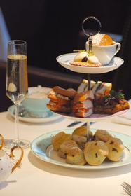 Afternoon Tea for 2 at the Radisson Blu Edwardian Berkshire Hotel 187//280